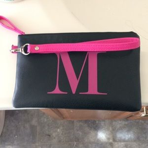 Little bag with the letter “M”